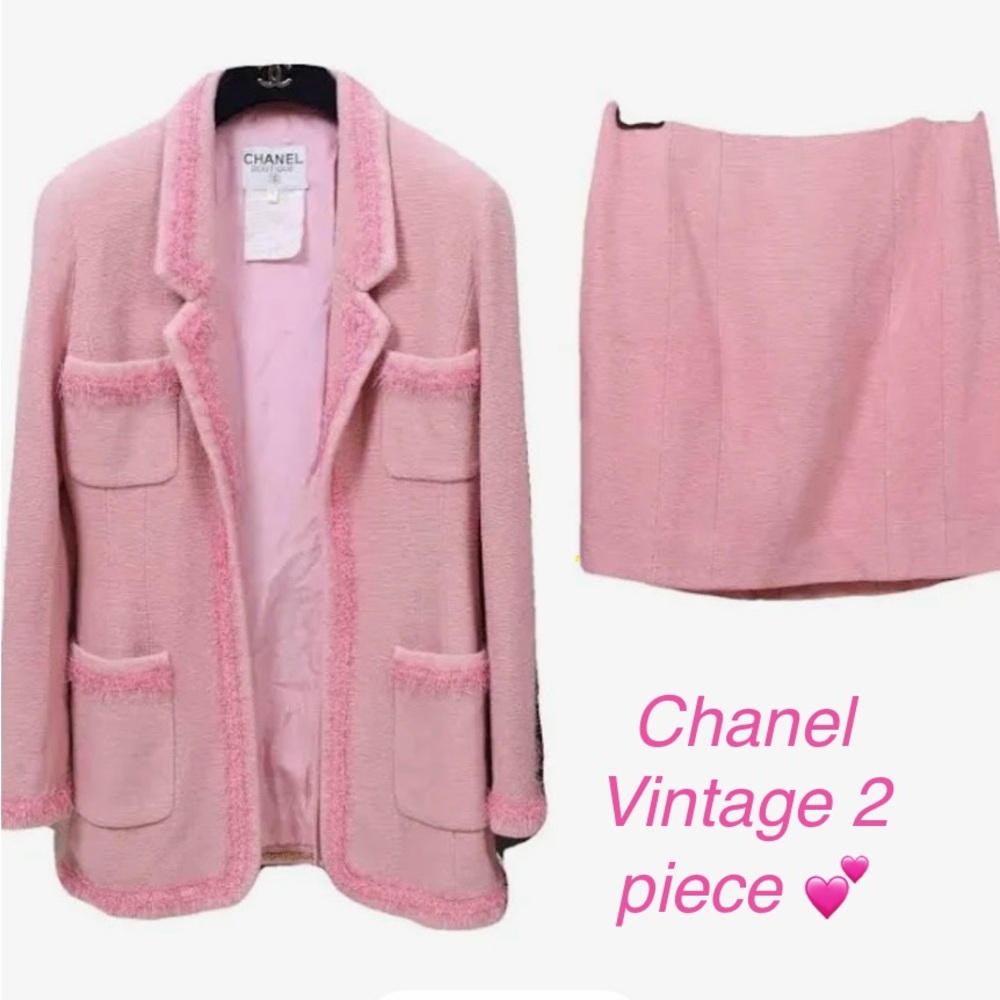 CHANEL Pink Wool coat w/ skirt ( set )